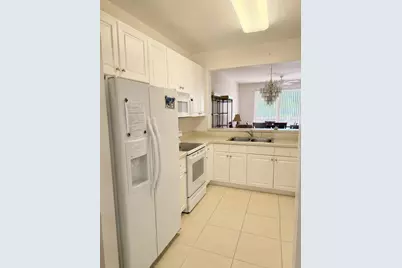 7775 Yardley Drive #115, Tamarac, FL 33321 - Photo 5