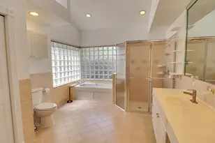 551 NW 108th Ave, Plantation, FL 33324 - Photo 25