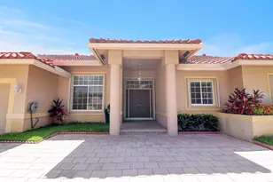 551 NW 108th Ave, Plantation, FL 33324 - Photo 3