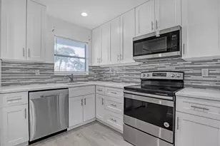 4575 Lucerne Lakes Blvd, Lake Worth, FL 33467 - Photo 7