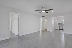 4575 Lucerne Lakes Blvd, Lake Worth, FL 33467 - Photo 9