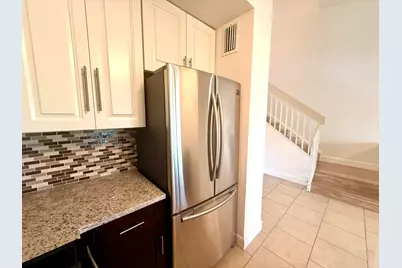 7206 Glenmoor Drive, West Palm Beach, FL 33409 - Photo 9