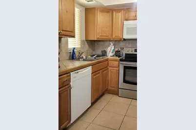1522 SE Royal Green Circle #201, Port Saint Lucie, FL 34952 - Photo 5