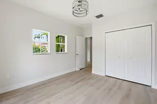 18385 NE 30th Pl, Aventura, FL 33160 - Photo 37