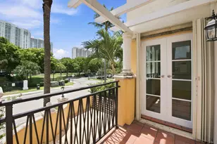 18385 NE 30th Pl, Aventura, FL 33160 - Photo 29