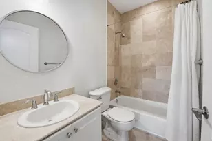 18385 NE 30th Pl, Aventura, FL 33160 - Photo 39
