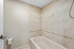 1534 Forest Lakes Cir, West Palm Beach, FL 33406 - Photo 21