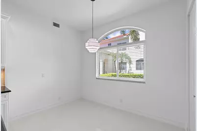 127 Palm Bay Terrace #A, Palm Beach Gardens, FL 33418 - Photo 11