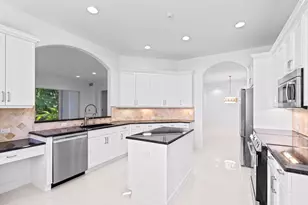127 Palm Bay Terrace, Palm Beach Gardens, FL 33418 - Photo 13