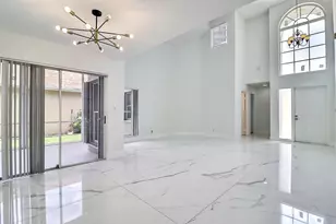 9401 Aegean Dr, Boca Raton, FL 33496 - Photo 9