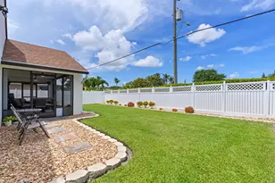 145 Pennock Landing Cir, Jupiter, FL 33458 - Photo 23
