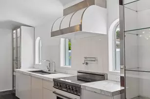 1020 SE 9th Ave, Fort Lauderdale, FL 33316 - Photo 17