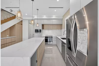704 SW 9th Street, Fort Lauderdale, FL 33315 - Photo 13