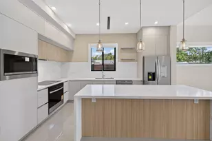 704 SW 9th St, Fort Lauderdale, FL 33315 - Photo 9