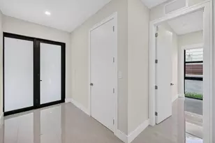 704 SW 9th St, Fort Lauderdale, FL 33315 - Photo 5