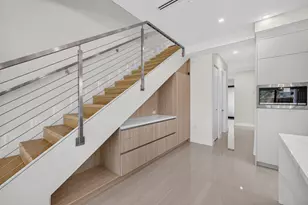 704 SW 9th St, Fort Lauderdale, FL 33315 - Photo 75