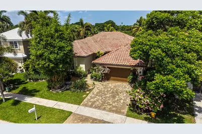 718 NW 177th Avenue, Pembroke Pines, FL 33029 - Photo 43