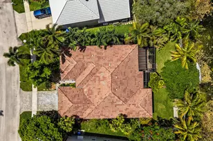 718 NW 177th Ave, Pembroke Pines, FL 33029 - Photo 45