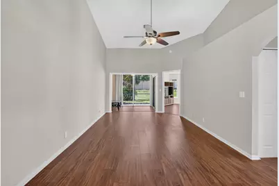 8108 Summer Shores Drive, Delray Beach, FL 33446 - Photo 13