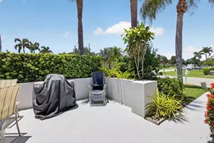 8108 Summer Shores Dr, Delray Beach, FL 33446 - Photo 5