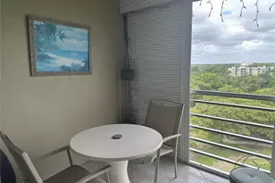 605 Oaks Dr, Pompano Beach, FL 33069 - Photo 13