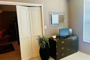 605 Oaks Dr, Pompano Beach, FL 33069 - Photo 3