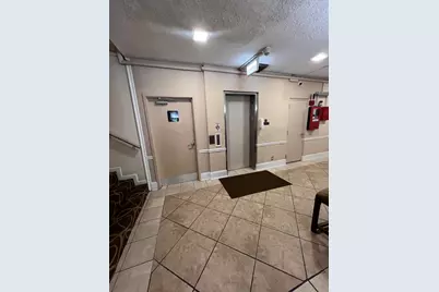 480 Executive Center Drive #2d, West Palm Beach, FL 33401 - Photo 13