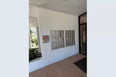 480 Executive Center Drive #2d, West Palm Beach, FL 33401 - Photo 9