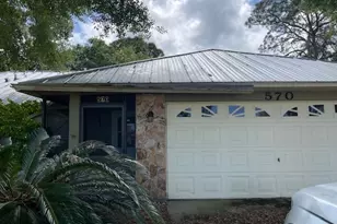 570 Londonderry Cir SE, Palm Bay, FL 32909 - Photo 1