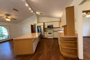 570 Londonderry Cir SE, Palm Bay, FL 32909 - Photo 7