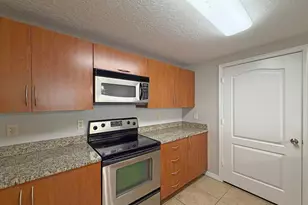 138 SW Peacock Blvd, Port Saint Lucie, FL 34986 - Photo 9
