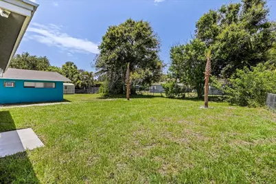 909 20th N, Fort Pierce, FL 34950 - Photo 21