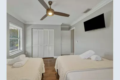 1127 Sea Pines Way, Lantana, FL 33462 - Photo 5