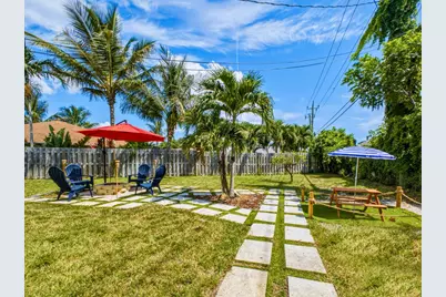 1127 Sea Pines Way, Lantana, FL 33462 - Photo 13