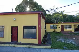 2733 President Barack Obama Hwy, Riviera Beach, FL - Photo 1