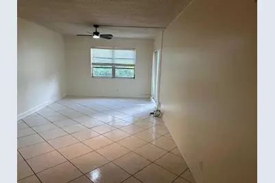 6505 Winfield Boulevard #B-14, Margate, FL 33063 - Photo 5
