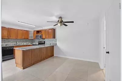 2887 SW 22nd Circle #49B, Delray Beach, FL 33445 - Photo 11