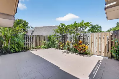 2887 SW 22nd Circle #49B, Delray Beach, FL 33445 - Photo 5