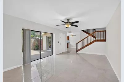2887 SW 22nd Circle #49B, Delray Beach, FL 33445 - Photo 9