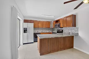 2887 SW 22nd Cir, Delray Beach, FL 33445 - Photo 13
