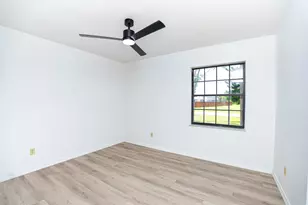2262 SE Tile Terrace, Port Saint Lucie, FL 34952 - Photo 13