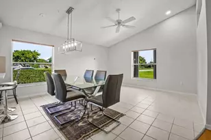 5025 Robino Cir, West Palm Beach, FL 33417 - Photo 17
