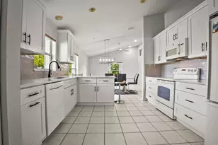 5025 Robino Cir, West Palm Beach, FL 33417 - Photo 15