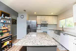 286 SW Kentwood Rd, Port Saint Lucie, FL 34953 - Photo 5