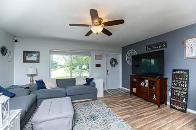 286 SW Kentwood Road, Port Saint Lucie, FL 34953 - Photo 3