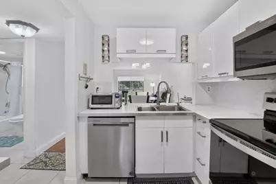 2793 NW 104th Avenue #203, Sunrise, FL 33322 - Photo 7