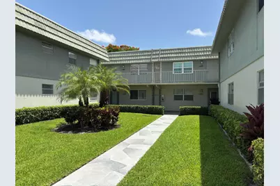 652 Flanders N, Delray Beach, FL 33484 - Photo 1
