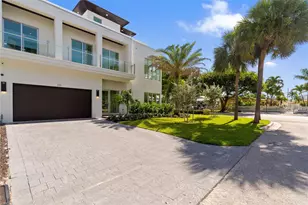 221 Shore Ct, Lauderdale by the Sea, FL 33308 - Photo 11