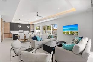 221 Shore Ct, Lauderdale by the Sea, FL 33308 - Photo 13