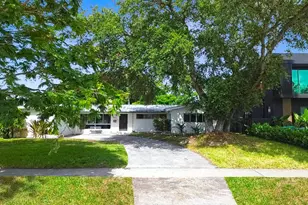 19711 NE 21st Ct, Miami, FL 33179 - Photo 9
